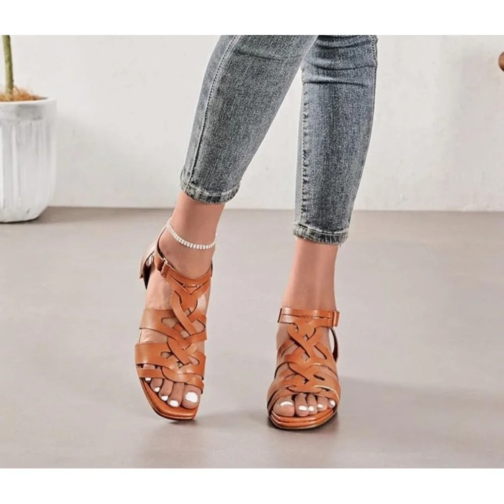 Ruiee Womens Tan Faux Leather Strappy Gladiator Sandals Square Toe‎ Heel Size 11